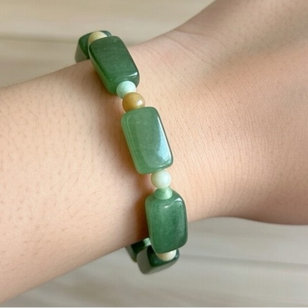 Handmade Chunky Green Aventurine and Amazonite Stretch Bracelet, size 7”